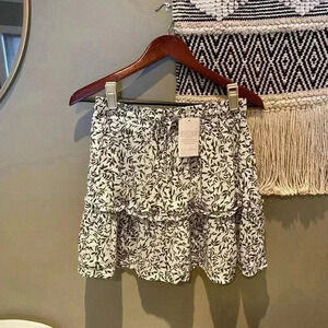 GIRL AND THE SUN MELTING RUFFLE SKIRT WHITE GREEN LEAF NWT SIZE M